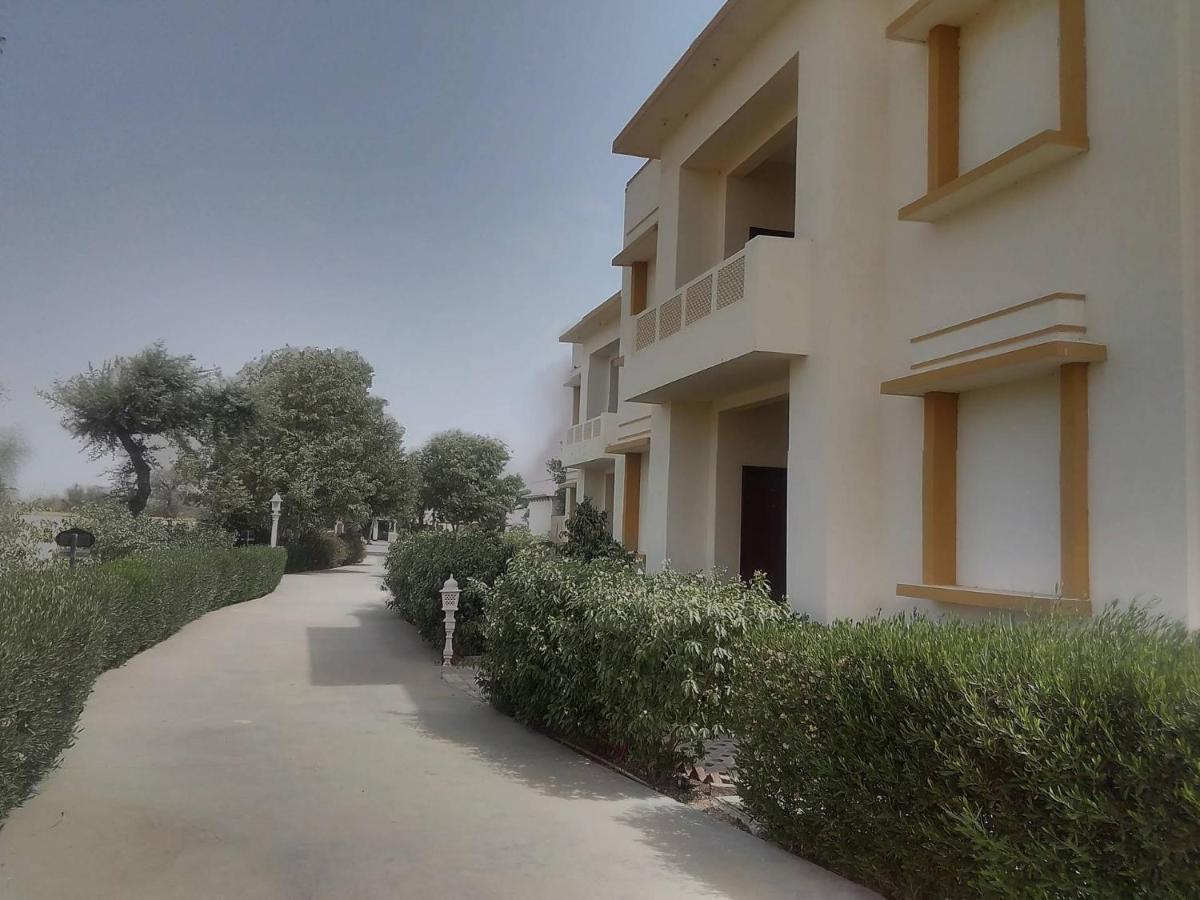 Neelkanth'S Bagar Inn Resort Jhunjhunu Экстерьер фото