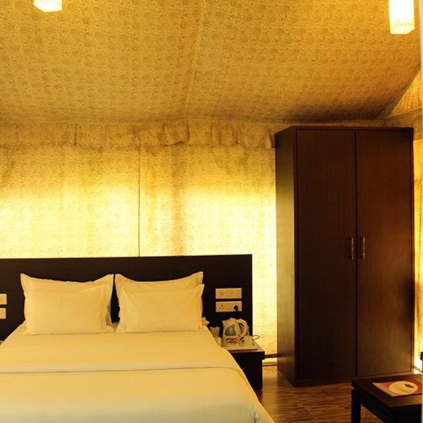 Neelkanth'S Bagar Inn Resort Jhunjhunu Экстерьер фото
